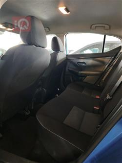 نيسان سنترا